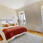 La Vue Du Marais * Paris